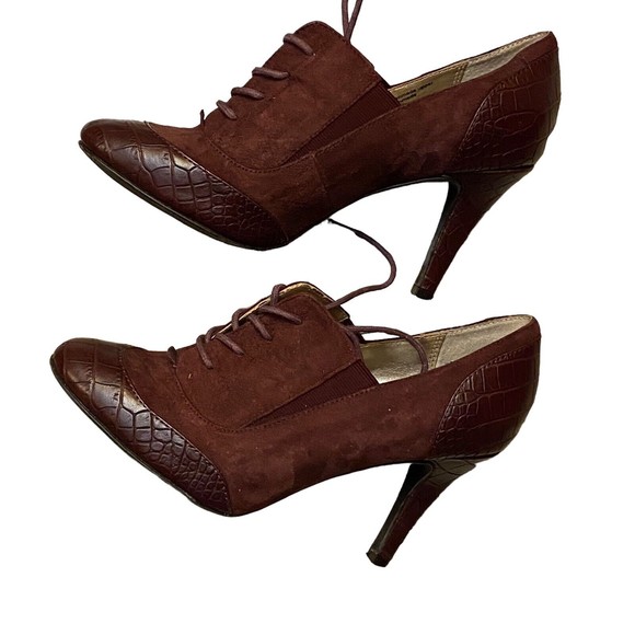 Alfani Step n Flex Zinea Maroon Leather Granny Heel Bootie Sz 5M EUC GrandmaCore - Picture 2 of 8